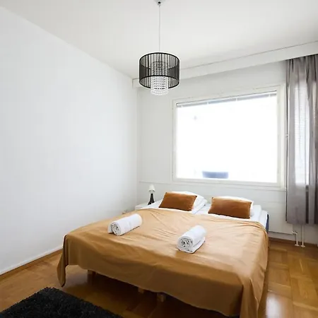 شقة Spacious One-bedroom On The River Aura توركو