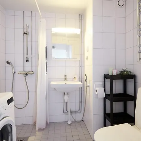 Spacious One-bedroom On The River Aura *