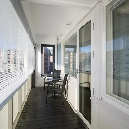 Spacious One-bedroom On The River Aura Appartamento Turku
